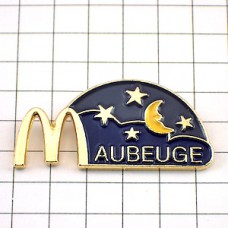 ピンバッジ・マクドナルド三日月と星の夜空