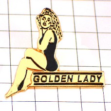 ピンバッジ・金色ゴールデンレイディ女の子 GOLDEN-LADY KIM-BASINGER