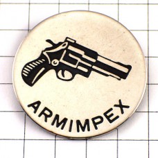 ピンバッジ・拳銃ピストル短銃シューティング射撃 ARMIMPEX