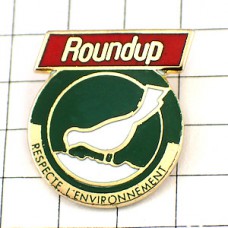 ピンバッジ・白い鳥エコロジー環境保護 ROUNDUP MONSANTO USA