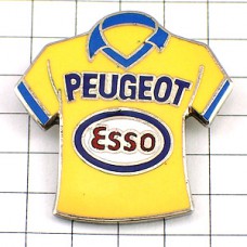 ピンバッジ・プジョー車サッカー服エッソ石油 PEUGEOT SOCHAUX FRANCE ESSO EXXONMOBIL USA