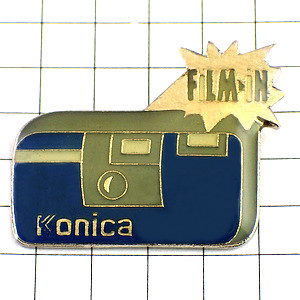 ピンバッジ・コニカ簡単カメラ写真フラッシュ撮影 KONICA JAPAN