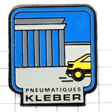 ピンバッジ・アテネ神殿と黄色い車クレベール車タイヤ会社 MICHELIN KLEBER FRANCE GREECE ATHEN ACROPOLE