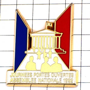 ピンバッジ・国民議会ブルボン宮殿トリコロール国旗色 ASSEMBLEE-NATIONALE PARLEMENT PARIS FRANCE