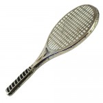 ピンバッジ・テニスラケット銀色シルバー１本 TENNIS RAQUETTE SILVER FRANCE