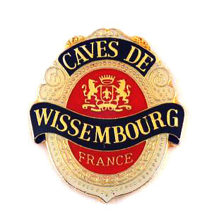 ピンバッジ・ヴィサンブール酒ワイン紋章アルザス地方 CAVES-DE-WISSEMBOURG ALSACE FRANCE