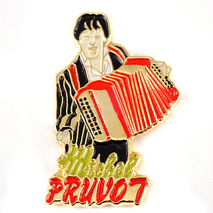 ピンバッジ・ボタンアコーディオン奏者プルヴォ音楽 ACCORDEON MICHEL-PRUVOT FRANCE