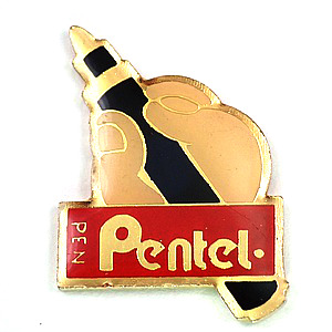 ピンバッジ・ペンテルのペン文房具マジックを握る PENTEL