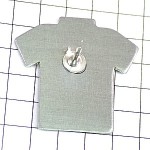 ピンバッジ・サッカーブンデスリーガＴシャツ服ドイツ赤９６