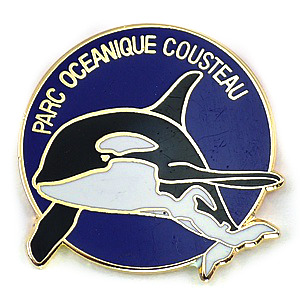 ピンバッジ・イルカいるかドルフィン水族館シャチ一頭 COMMANDANT-COUSTEAU JACQUES-YVES-COUSTEAU FRANCE