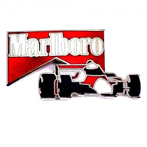 ピンバッジ・マルボロ煙草レースF1車