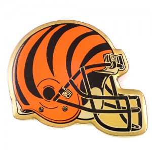 ピンバッジ・アメフトUSAシンシナティベンガルズNFLヘルメット一個オレンジ色 CINCINNATI BENGALS