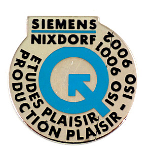 ピンバッジ・シーメンス社ドイツの会社ニックスドルフ社 SIEMENS-NIXDORF GERMANY ISO9002