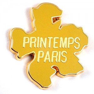 ピンバッジ・プランタンデパート百貨店パリ黄色い花 PRINTEMPS-DE-PARIS FRANCE