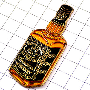 ピンバッジ・ジャックダニエル酒ウイスキーボトル瓶型 JACK-DANIELS TENNESSEE WHISKY WHISKEY USA