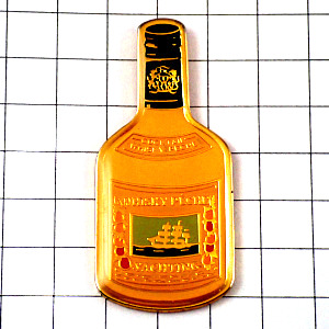 ピンバッジ・ウイスキー酒瓶ヨット帆船 WHISKY PECHE YACHING