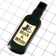 ピンバッジ・ブラックアンドホワイト白黒犬ウイスキー酒瓶 BLACK&WHITE SCOTCH WHISKY SCOTLAND