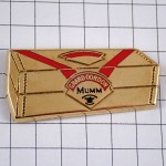 ピンバッジ・シャンパーニュ３個マム紙箱付きシャンパン酒 GRAND-CORDON CHAMPAGNE-MUMM REIMS FRANCE