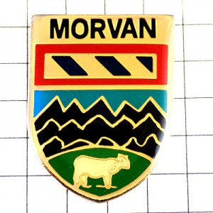 ピンバッジ・白い牛の紋章 MORVAN FRANCE