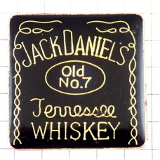 ピンバッジ・ジャックダニエル黒ラベル酒ウイスキー JACK-DANIELS TENNESSEE WHISKY WHISKEY USA