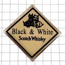 ピンバッジ・ブラック＆ホワイト白黒犬スコッチウイスキー酒 BLACK&WHITE SCOTCH WHISKY SCOTLAND