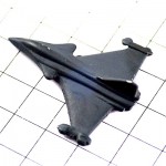 ピンバッジ・黒い飛行機ラファール戦闘機ダッソー社