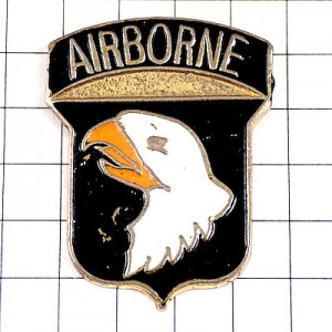 ピンバッジ・第101空挺師団アメリカ陸軍USA叫ぶ鷲イーグルわし鳥