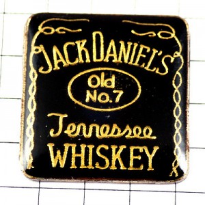 ピンバッジ・ジャックダニエル黒ラベル酒ウイスキー JACK-DANIELS TENNESSEE WHISKY WHISKEY USA