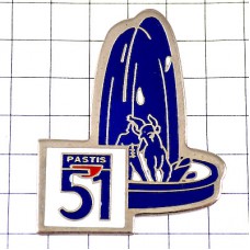 ピンバッジ・噴水お酒パスティス５１泉 PASTIS-51 FRANCE