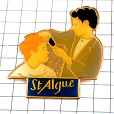 ピンバッジ・美容師カットの途中ふたりの横顔 ST-ALGUE COIFFURE