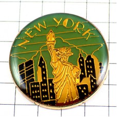 ピンバッジ・ニューヨーク自由の女神アメリカ/USA NEW-YORK STATUE-OF-LIBERTY TWINN-TOWERS WORLD-TRADE-CENTER