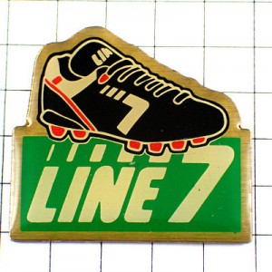 ピンバッジ・サッカー靴ライン７ LINE7