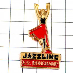 ピンバッジ・ジャズダンス踊りダンサー赤いスカート女の子 JAZZ LINE WOMAN