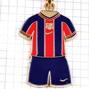 キーホルダー・ナイキ服サッカークラブFCバルセロナのユニフォーム赤と青