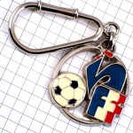 キーホルダー・サッカー球ニワトリ雄鶏 FFF FEDERATION-FRANCAISE-DE-FOOTBALL