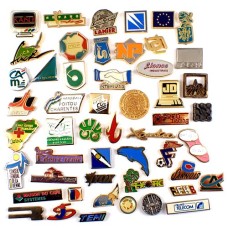 フランス ピンズ 雑貨 ヴィンテージ ピンバッジまとめて50個セット まとめ売り 大量 フレンチ ビンテージ 広告 握手イルカ赤十字フランステレコムEU欧州連合など