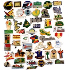 フランス ピンズ 雑貨 ヴィンテージ ピンバッジまとめて50個セット まとめ売り 大量 フレンチ ビンテージ 広告 スケボー象マラソン優勝争いダンス歌手ワインなど