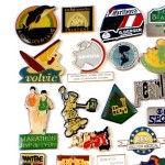 フランス ピンズ 雑貨 ヴィンテージ ピンバッジまとめて50個セット まとめ売り 大量 フレンチ ビンテージ 広告 スケボー象マラソン優勝争いダンス歌手ワインなど