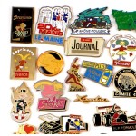 フランス ピンズ 雑貨 ヴィンテージ ピンバッジまとめて50個セット まとめ売り 大量 フレンチ ビンテージ 広告 山羊座イチゴのタルト高跳びカウボーイ人参など