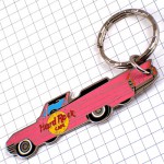 キーホルダー・ハードロックカフェ店ピンク色のキャディラック車 HARD-ROCK-CAFE HRC PINK-CADILLAC CADILLAC USA