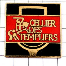 ピンバッジ・ワイン酒セラー馬テンプル騎士団 CELLIER-DES-TEMPLIERS FRANCE