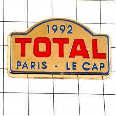 ピンバッジ・トータル石油ラリー車パリルカップレース南アフリカのケープタウン1992年 TOTAL PARIS-LECAP FRANCE