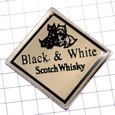 ピンバッジ・ブラック＆ホワイト白黒犬スコッチウイスキー酒 BLACK&WHITE SCOTCH WHISKY SCOTLAND