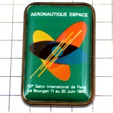 ピンバッジ・宇宙船プロペラ武器ミリタリー兵器 LE-BOURGET AERONAUTIQUE ESPACE SALON PARIS FRANCE