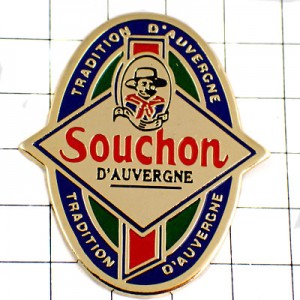 ピンバッジ・ソーセージのラベル型 SOUCHON SAUSSAGE AUVERGNE FRANCE