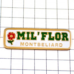 ピンバッジ・赤い小さな花 MIL-FLOR