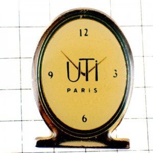 ピンバッジ・UTI/パリの時計 UTI-PARIS