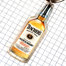 キーホルダー・ティーチャーズ瓶スコッチウイスキー酒 TEACHERS SCOTCH WHISKY SCOTLAND