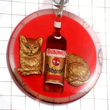 キーホルダー・金色のネコ猫ワイン酒デュボネ瓶ブルボン社製