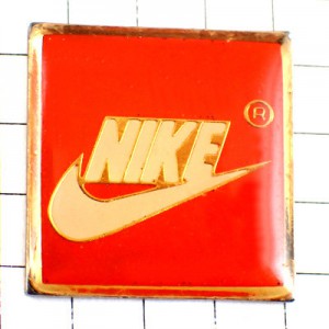 ピンバッジ・ナイキ赤いマークNIKE